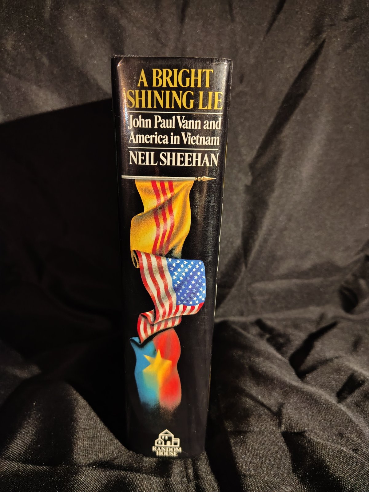 Photograph of A Bright Shining Lie (2 of 3)